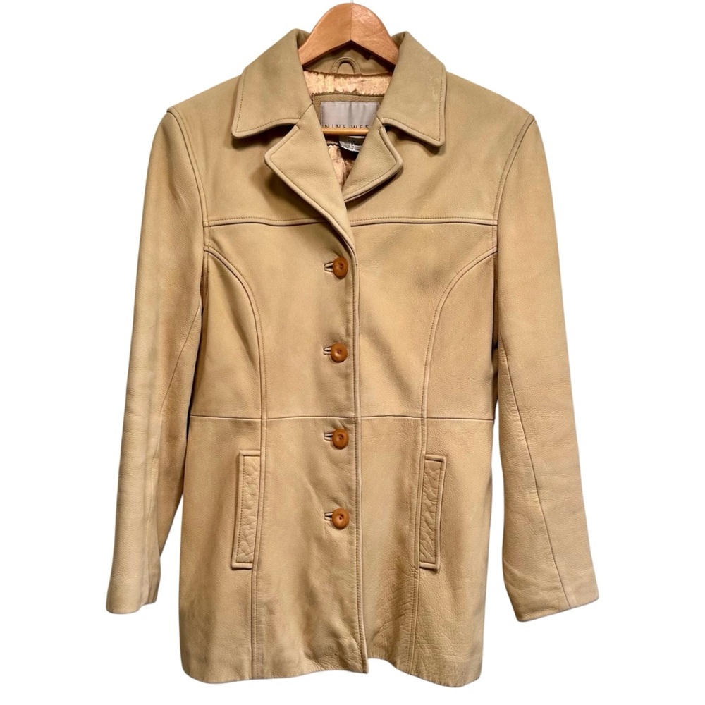 Vintage Y2K soft leather tan long Nine West coat, size Medium